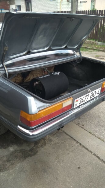 Ford Granada I, 1976 г.