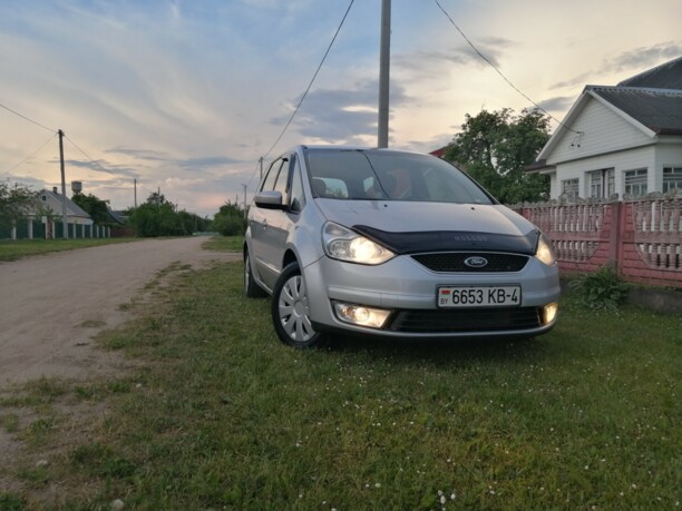 Ford Galaxy II, 7 мест, 2009 г.
