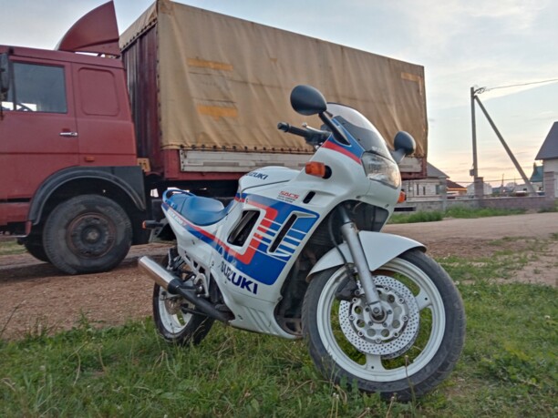 Suzuki GSX, 1991 г.