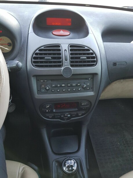 Peugeot 206 I, 2001 г.