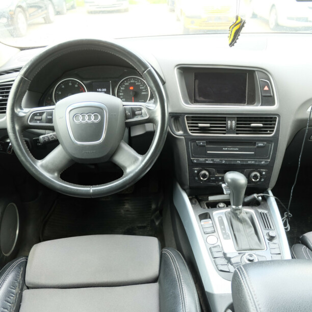 Audi Q5 8R, 2009 г.