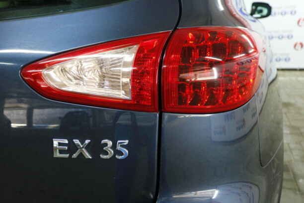 Infiniti EX, 2009 г.