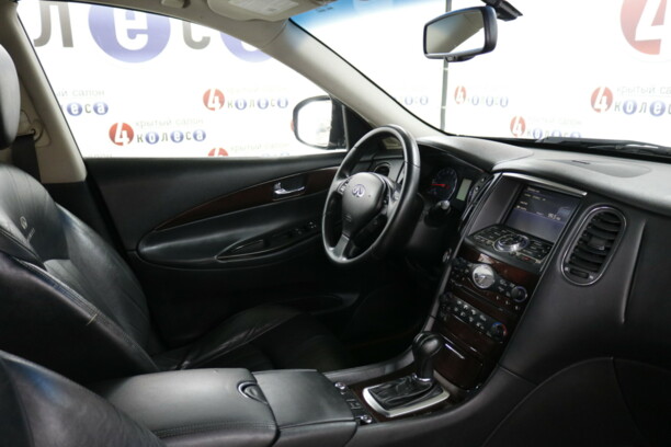 Infiniti EX, 2009 г.