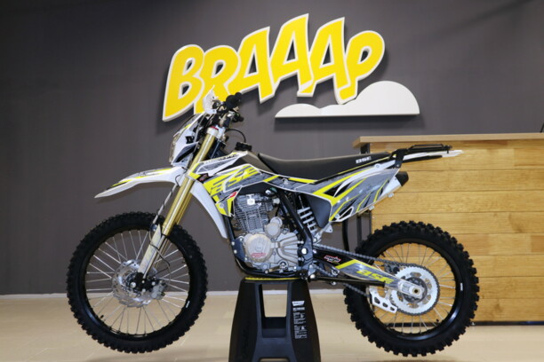 BSE Z3 172 FMM (без ПТС), 2022 г.
