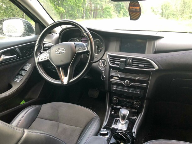 Infiniti Q30, 2016 г.