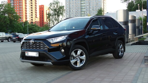 Toyota RAV4 V (XA50), 5 мест, 2020 г.