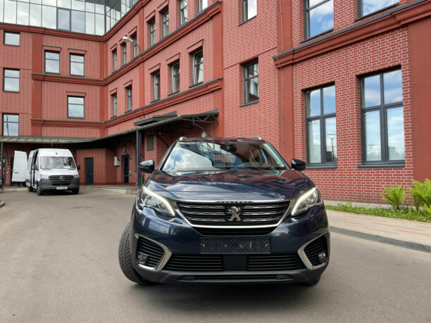 Peugeot 5008 II, 7 мест, 2017 г.