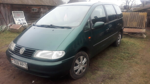 Volkswagen Sharan I, 7 мест, 1997 г.