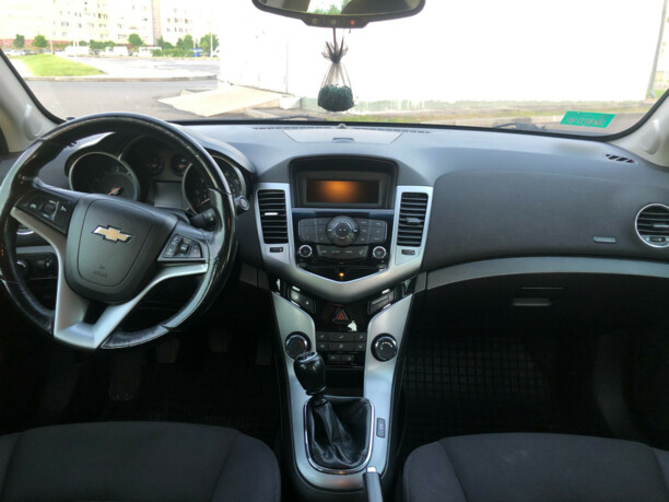Chevrolet Cruze J300, 2011 г.