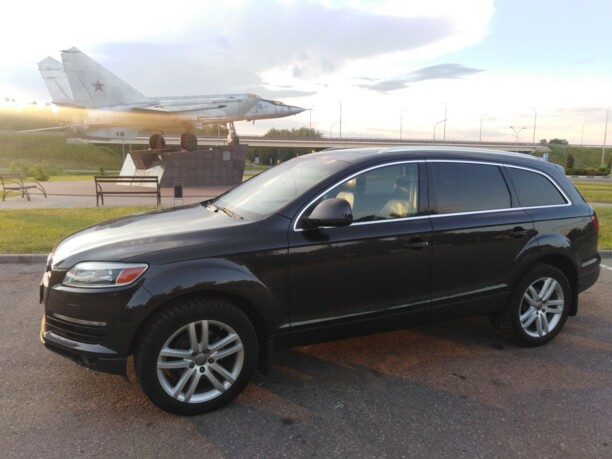 Audi Q7 4L, 7 мест, 2007 г.