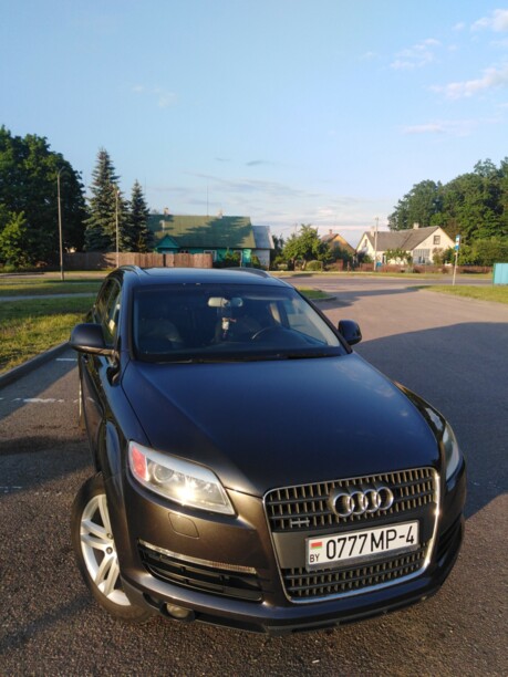 Audi Q7 4L, 7 мест, 2007 г.
