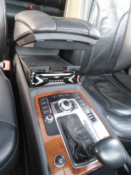 Audi Q7 4L, 7 мест, 2007 г.