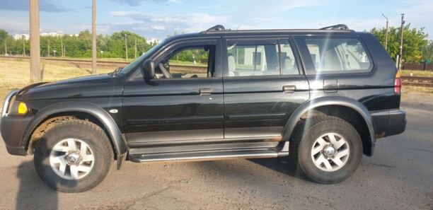 Mitsubishi Montero Sport, 2000 г.