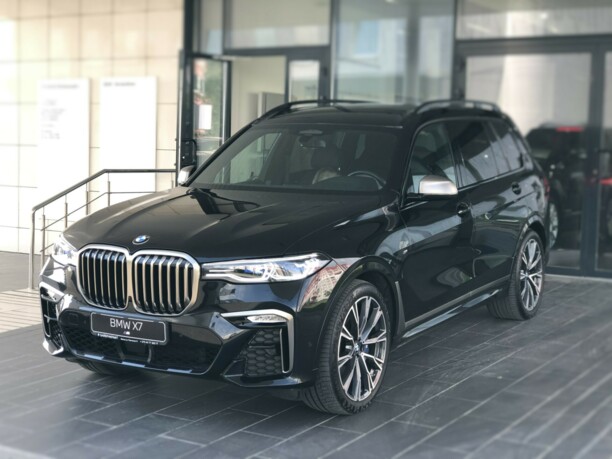 BMW X7, 7 мест, 2020 г.