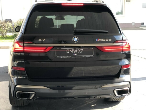 BMW X7, 7 мест, 2020 г.