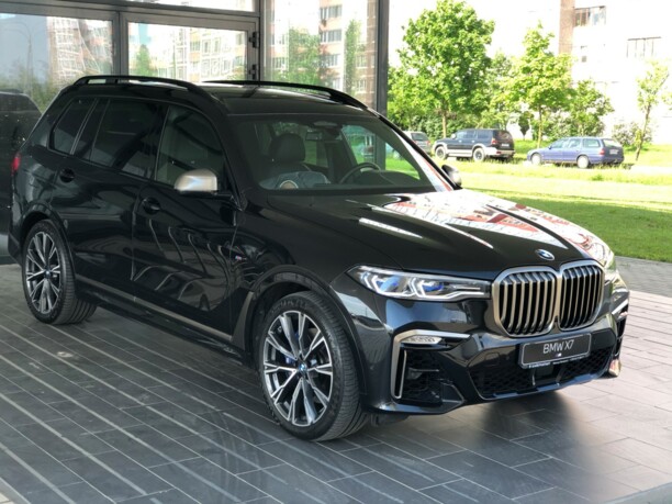 BMW X7, 7 мест, 2020 г.