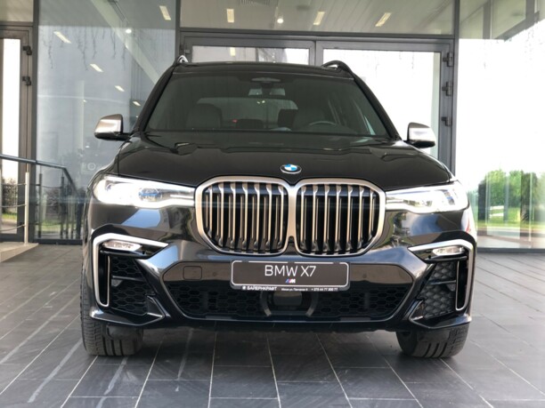 BMW X7, 7 мест, 2020 г.
