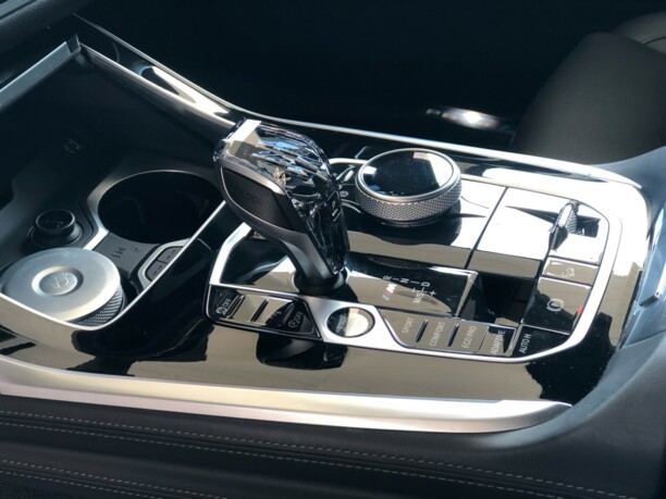 BMW X7, 7 мест, 2020 г.