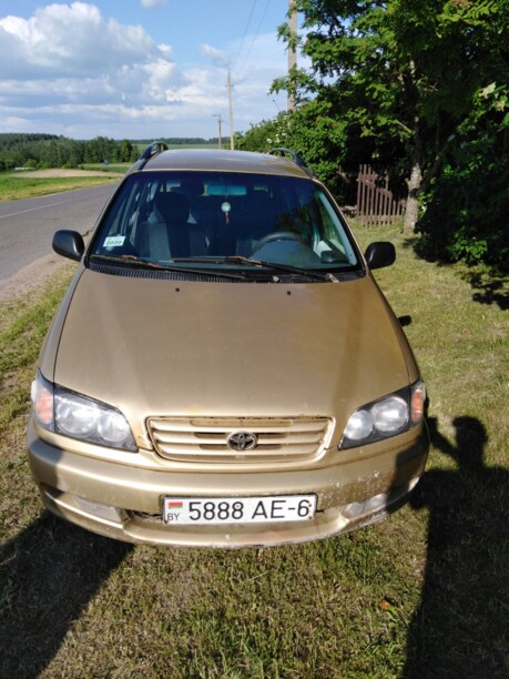 Toyota Picnic, 7 мест, 1999 г.