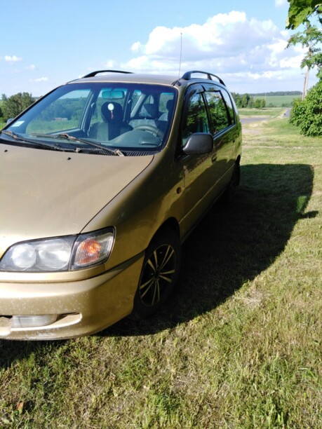 Toyota Picnic, 7 мест, 1999 г.