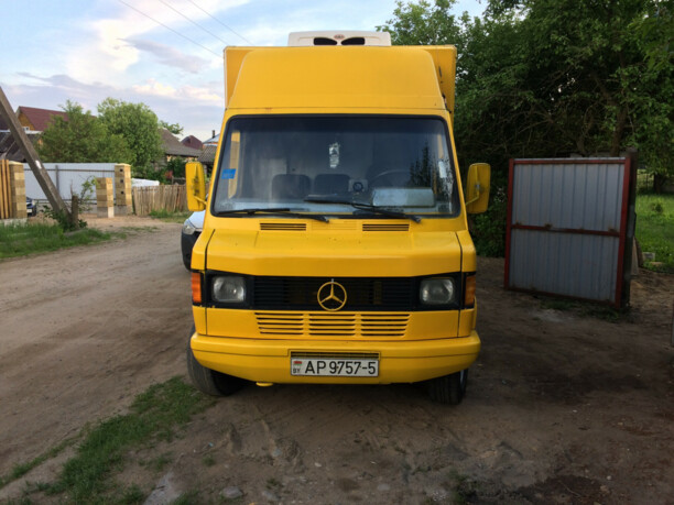 Mercedes-Benz Т1 207D - 410D 308, 1995 г.