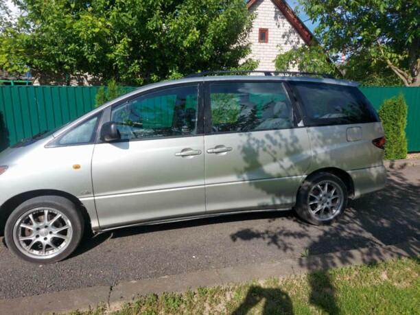 Toyota Previa II (XR30, XR40), 7 мест, 2001 г.