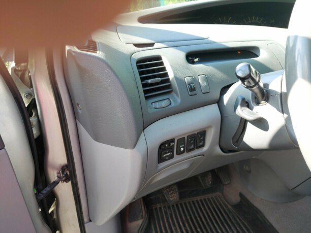 Toyota Previa II (XR30, XR40), 7 мест, 2001 г.