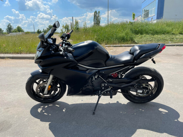 Yamaha FZR FZ6R, 2011 г.