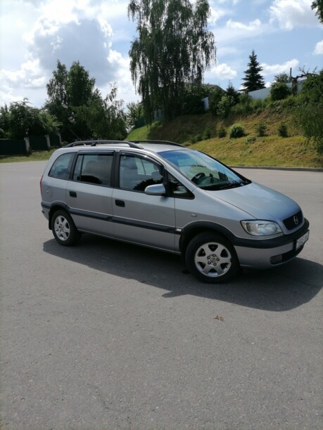 Opel Zafira A, 7 мест, 1999 г.