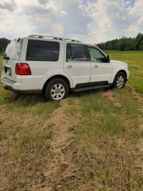 Lincoln Navigator II, 7 мест, 2003 г.