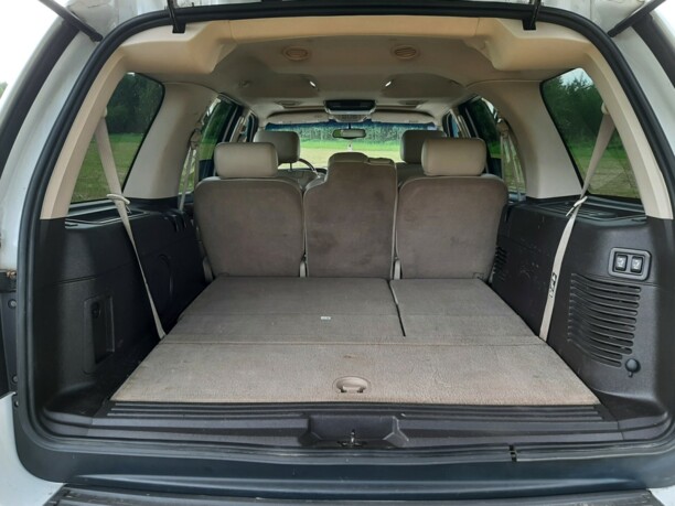 Lincoln Navigator II, 7 мест, 2003 г.