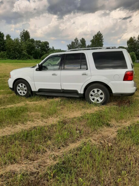Lincoln Navigator II, 7 мест, 2003 г.