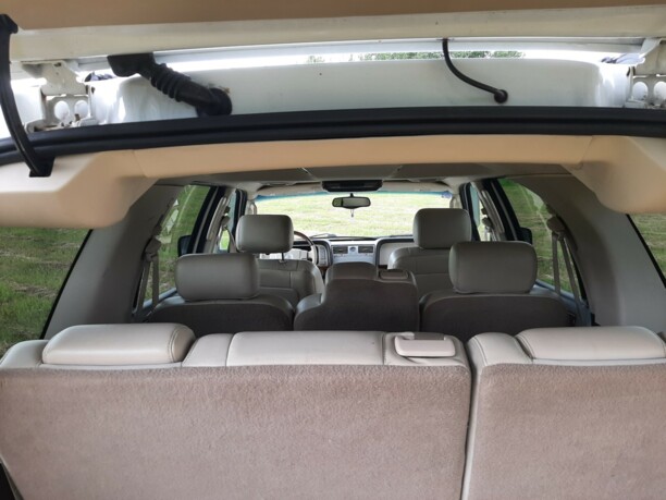 Lincoln Navigator II, 7 мест, 2003 г.