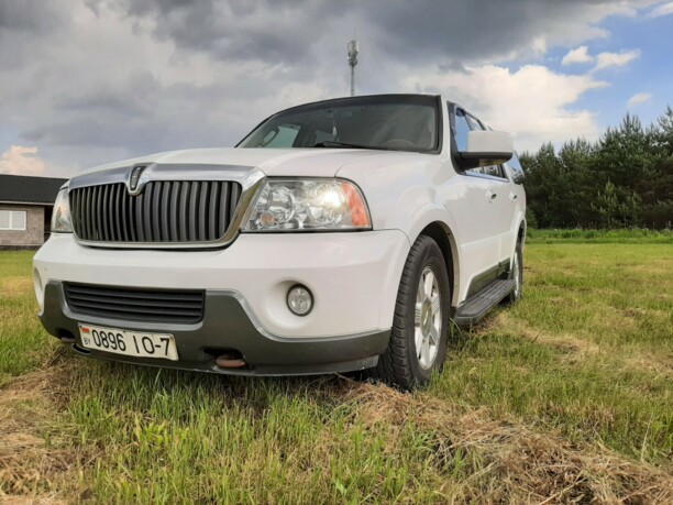 Lincoln Navigator II, 7 мест, 2003 г.