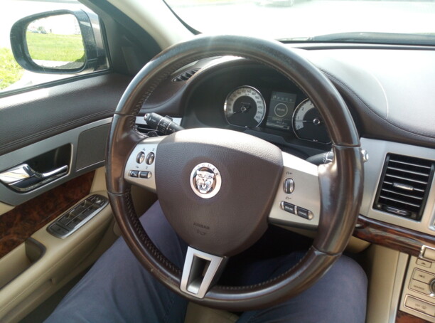 Jaguar XF X250, 2009 г.