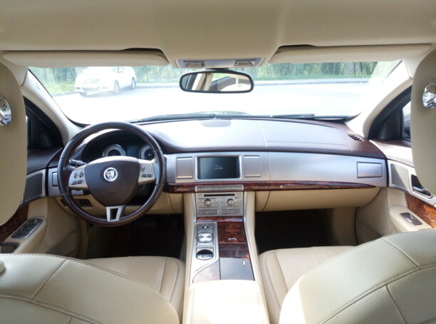 Jaguar XF X250, 2009 г.