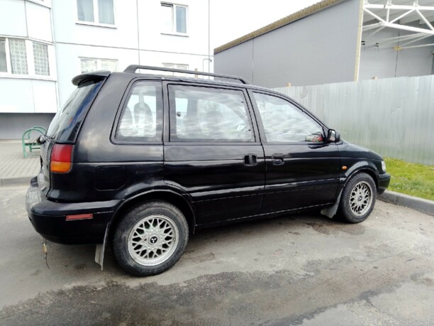 Mitsubishi Space Runner I, 1992 г.