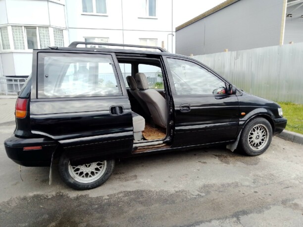 Mitsubishi Space Runner I, 1992 г.