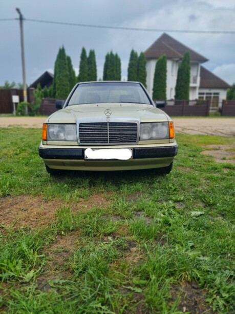 Mercedes-Benz E-Класс W124, S124, C124, A124, 1985 г.