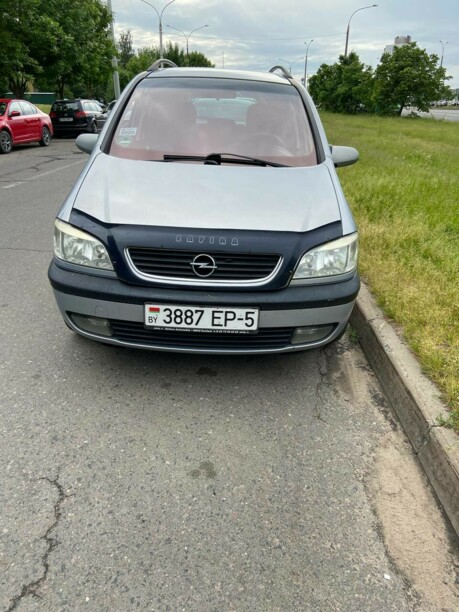 Opel Zafira A, 7 мест, 2001 г.