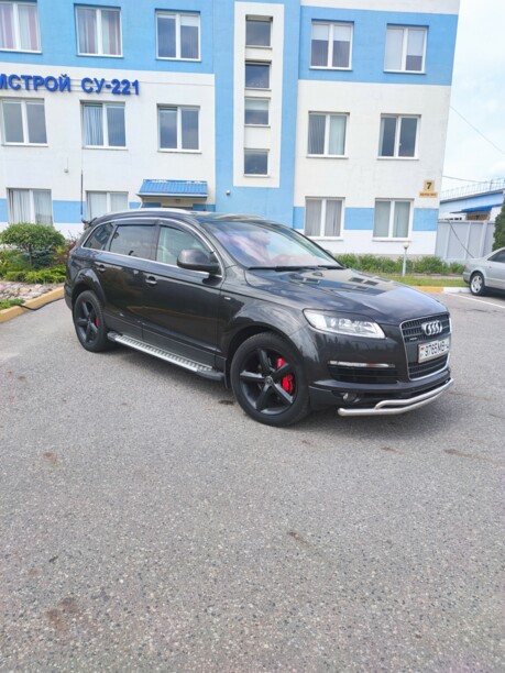 Audi Q7 4L, 7 мест, 2006 г.