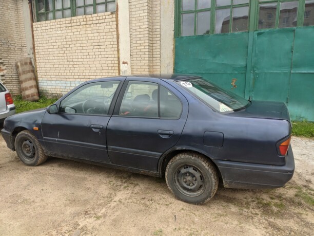 Nissan Primera P10, 1992 г.