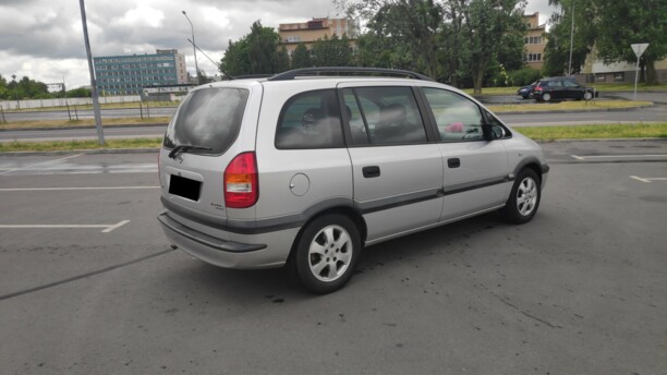 Opel Zafira A, 7 мест, 2001 г.