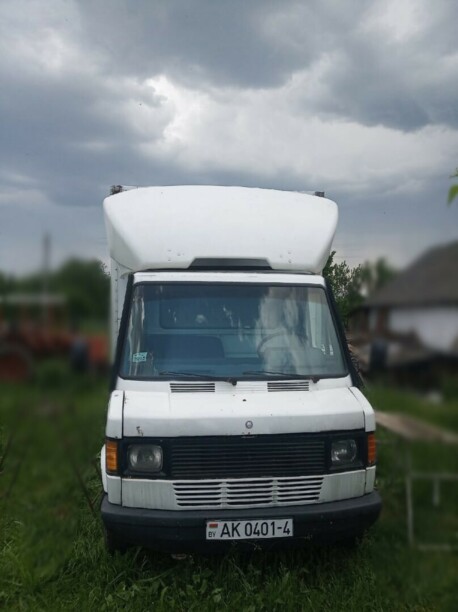 Mercedes-Benz Т1 207D - 410D, 1992 г.