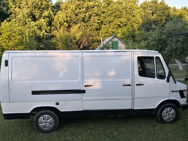 Mercedes-Benz Т1 207D - 410D, 1992 г.