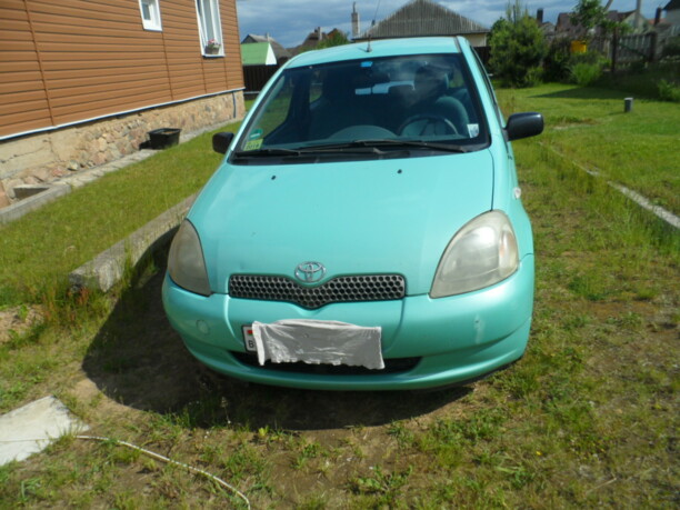 Toyota Yaris I (P1), 2000 г.