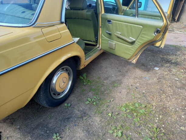 Mercedes-Benz E-Класс W123, 1982 г.