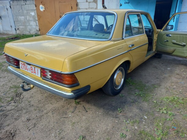 Mercedes-Benz E-Класс W123, 1982 г.