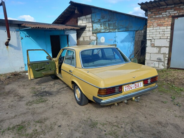 Mercedes-Benz E-Класс W123, 1982 г.