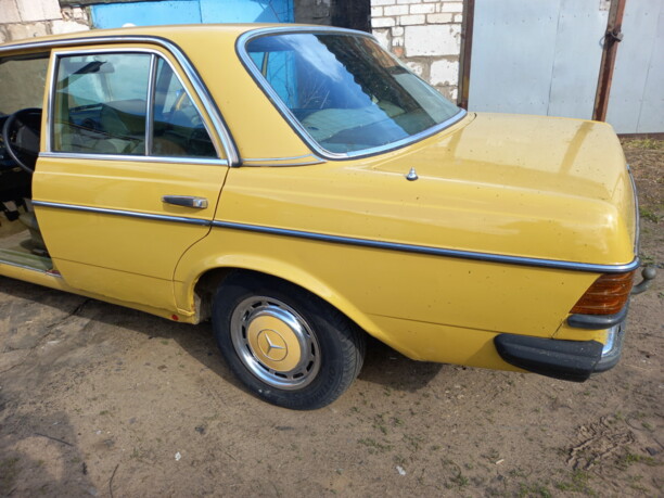 Mercedes-Benz E-Класс W123, 1982 г.